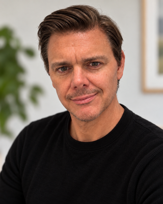 Photo of Lee Freeman, Psychotherapist, MBACP