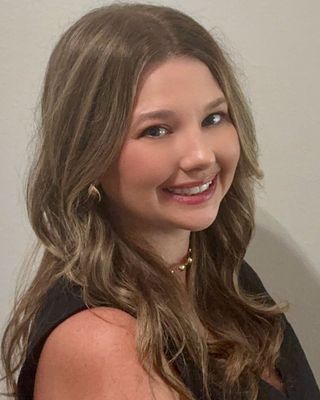 Photo of Alexis Brewer, Clinical Social Work/Therapist, MSW, LCSW