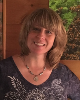 Photo of Lauri Maynard, Counselor in Rhode Island