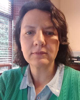 Photo of Amy Lee-Webb, Psychotherapist in GU10, England