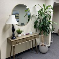 Gallery Photo of office waiting area