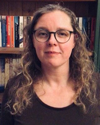 Photo of Helen Gilbert, Psychotherapist, MSc, MUKCP
