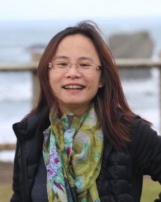 Photo of Macy Dong, Marriage & Family Therapist, MS, LMFT, RPT