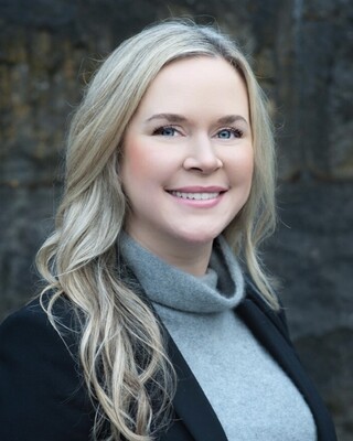 Photo of Erika Doty, Psychologist in Wilsonville, OR