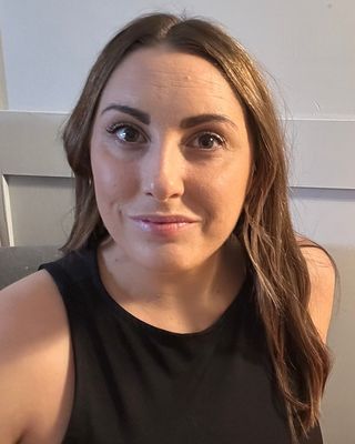 Photo of Kirsten Hannah Pearse - Realign Psychotherapy: Kirsten Pearse, Psychotherapist, MA, MNCPS Acc.