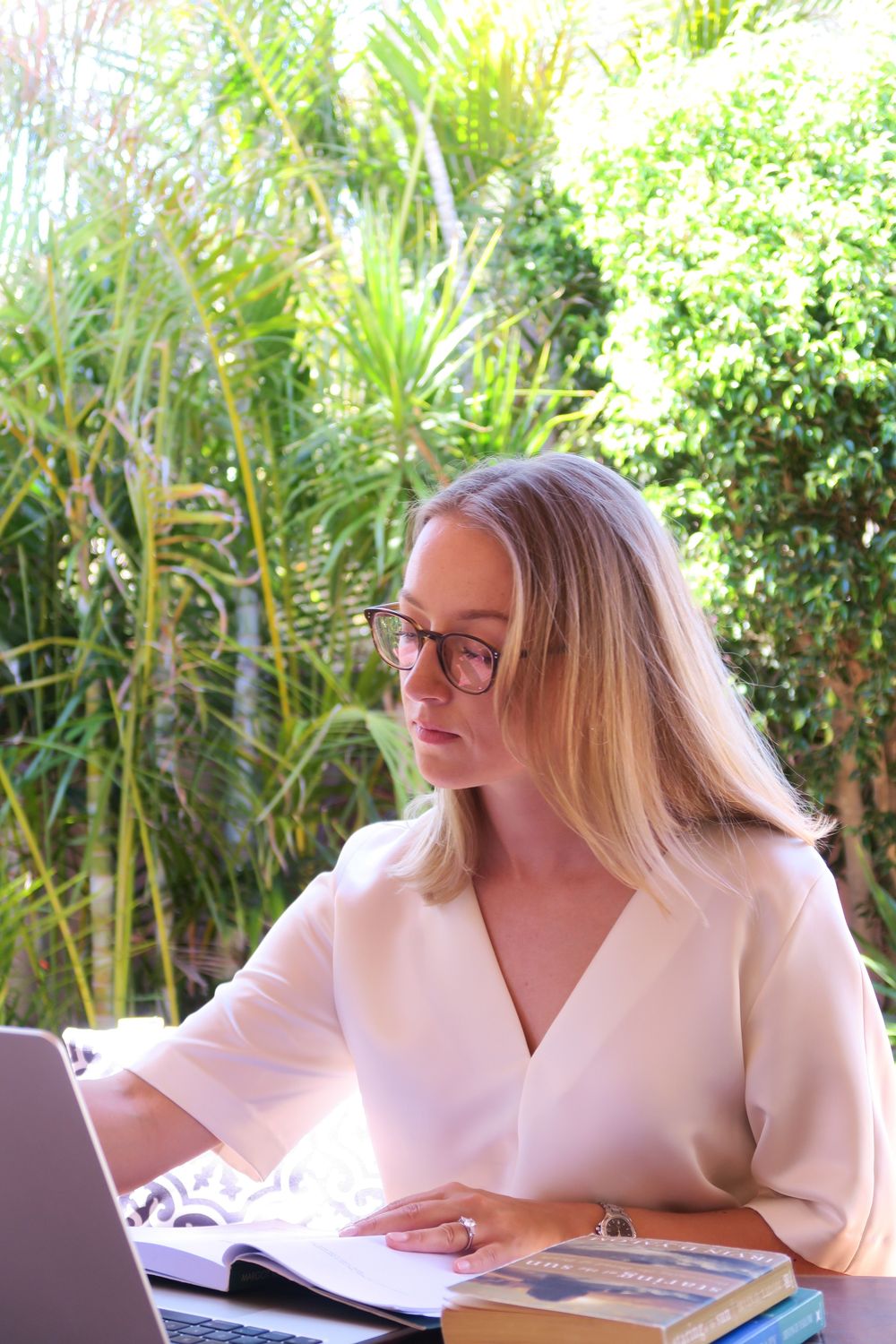 Telehealth sessions means that you can access therapy sessions from anywhere in the world. Many of my clients enjoy engaging in therapy from home.
