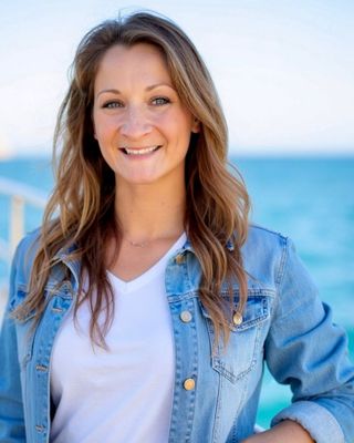 Photo of Lauren Pastrone, Pre-Licensed Professional