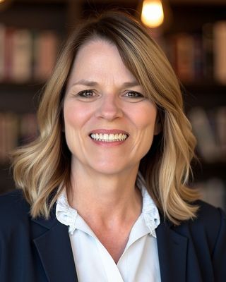 Photo of Dina Lentz, Psychiatric Nurse Practitioner, PMHNP, ARNP-BC