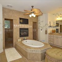 Gallery Photo of Bathroom in Private Suite