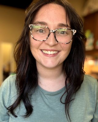 Photo of Ashley Roberts - Play It Forward Counseling, Pre-Licensed Professional, EdM, LSW