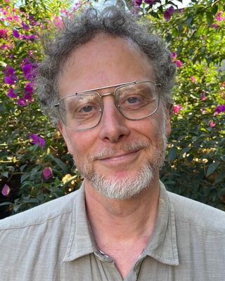 Photo of Max Maslansky, Marriage & Family Therapist Associate