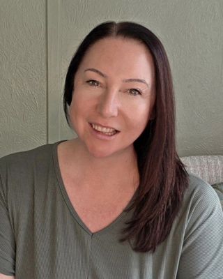 Photo of Emma Kenmuir, Psychotherapist, MBACP