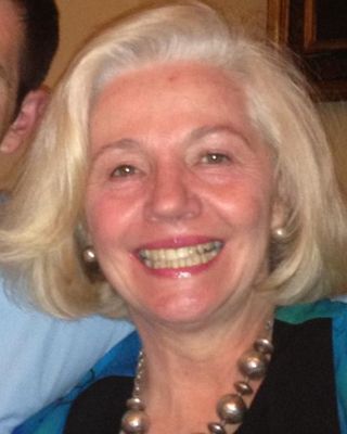 Photo of Natalie Hoeffel, Clinical Social Work/Therapist, LCSW, MSW