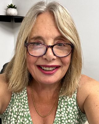 Photo of Laura Jane Landis, Licensed Professional Counselor, MA, LPC, CCTP, NPT-C