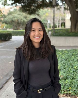 Photo of Nhu Y Truong, Marriage & Family Therapist, MA, LMFT