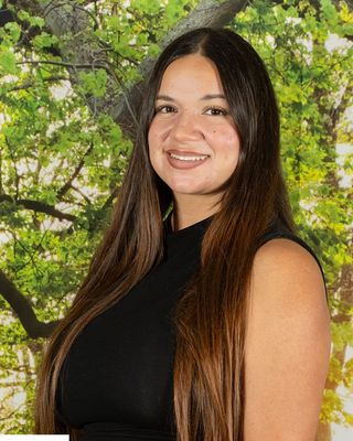 Photo of Veronica Felix, Clinical Social Work/Therapist, MSW, LSW