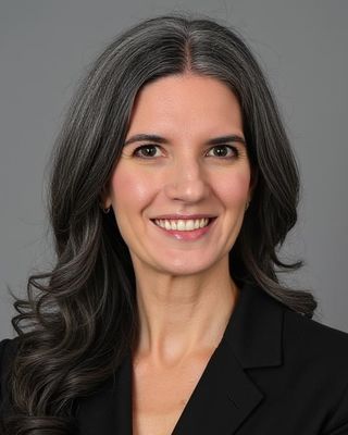 Photo of Liana L. Flores, Psychiatric Nurse Practitioner, FNP, PMHNP, PMGTBC