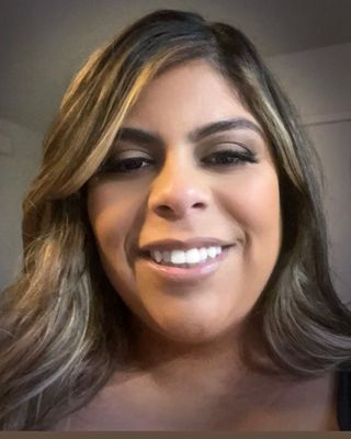 Photo of Bianca Robles, Marriage & Family Therapist Associate, AMFT