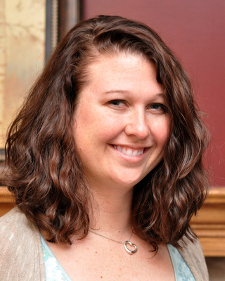 Photo of Stephanie MacDonald, MSW, LISW-S