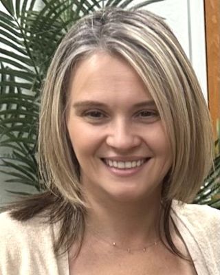 Photo of Natalie Decker, Counselor, MS, LHMC, QS