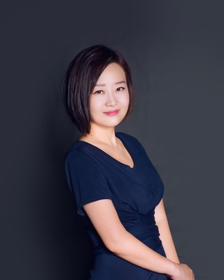 Photo of Minyue Zhai, Counselor in Newton, MA