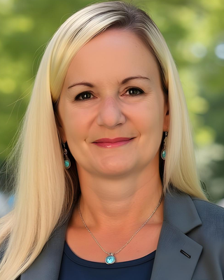 Photo of Stacy Bickett, Psychiatric Nurse Practitioner, MSN