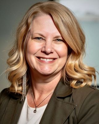 Photo of Kelly Heagle, Marriage & Family Therapist, MA, LMFT, RPT