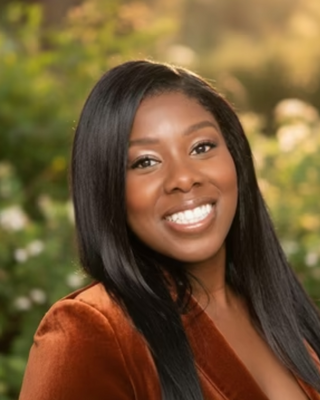 Photo of Dr. Ceretha Hall-Dyke, Psychiatric Nurse Practitioner, PMHNP