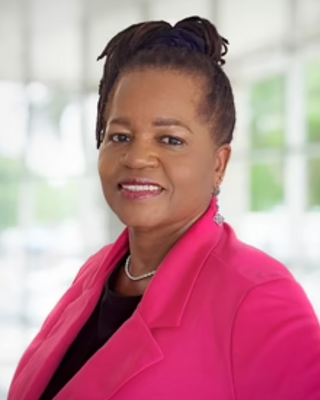 Photo of Eunice Itabiyi, Psychiatric Nurse Practitioner, PMHNP