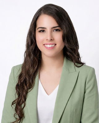 Photo of Dr. Yasmin Arias, Psychologist, PsyD