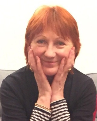 Photo of Jen Tays, Psychotherapist in Edinburgh, Scotland