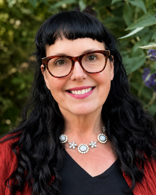 Photo of Esther L Hutton, Associate Clinical Social Worker, MSW, PPSC