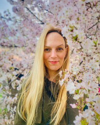 Photo of Lucy Thornby, Psychotherapist, MBACP