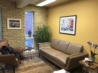 Gallery Photo of Meeting Room â;oeFamily Roomâ;