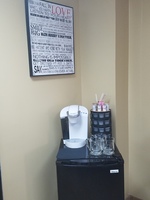 Gallery Photo of Help yourself to a wide array of hot and cold beverages while you wait.