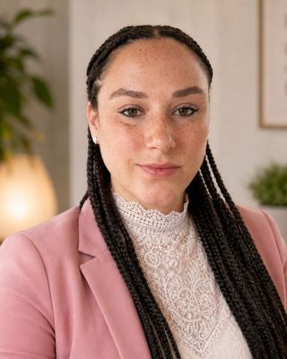 Photo of Yolanda Scavron, Pre-Licensed Professional, MEd