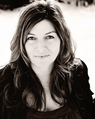 Photo of Cindy Knapton - Lotus Rising Trauma Therapy, Clinical Social Work/Therapist, RSW, MSW, CCPT, TIYT