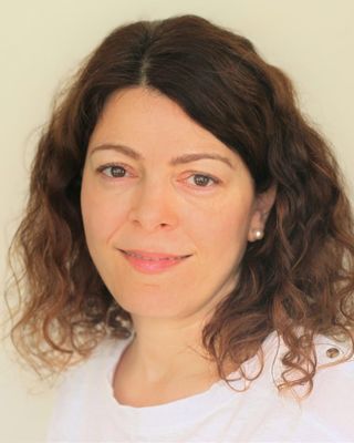 Photo of Nadia Khelaifat, Counsellor in SW4, England