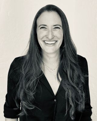 Photo of Siena DeLisser, Marriage & Family Therapist, LMFT