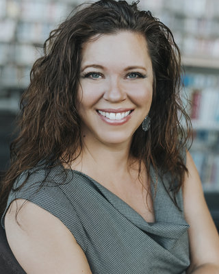 Photo of Lisa Yenney, Counselor in Vancouver, WA