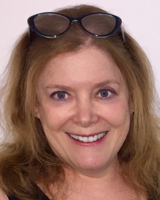Photo of Joan L Weiner, LCSW, DCSW, Clinical Social Work/Therapist