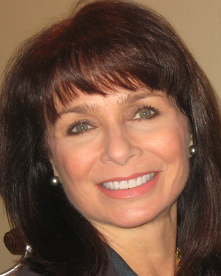 Photo of Pauline Bergstein, Psychologist in Englewood, NJ