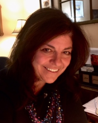 Photo of Leslie Sampson, Counselor in Massachusetts