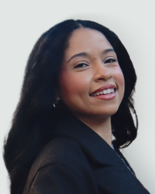 Photo of Nicole Rosario, Pre-Licensed Professional