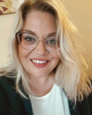 Photo of Amanda Kearns, Clinical Social Work/Therapist, LMSW