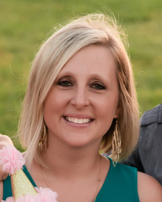 Photo of Lauren Mauck, Marriage & Family Therapist