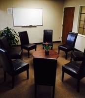 Gallery Photo of Small intimate group therapy