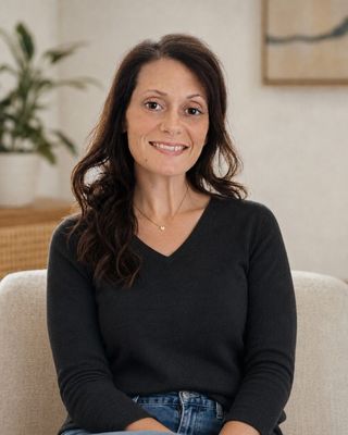 Photo of Eliza Lower, Clinical Social Work/Therapist, LISW, MSW