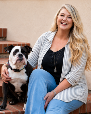 Photo of Holly Pinto, Marriage & Family Therapist Associate, MA, AMFT