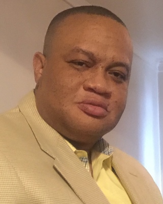 Photo of Lateef Ajanaku-Makun, Psychiatric Nurse Practitioner in Maplewood, NJ